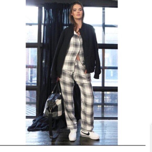 Plush Ultra Soft Intimates Black & White Plaid size Small New with tags #107 - Picture 9 of 9